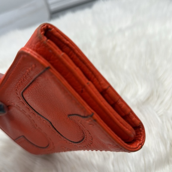 TORY BURCH Amelie Orange Fire Envelope Wallet - Picture 7 of 8